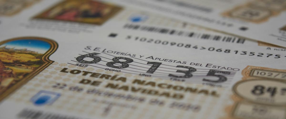 A férfi, aki utolsó lottószelvényét egy Ohioi embernek adta, 500,000 dolláros nyereményt hozott a növekvő orvosi számlák közepette
