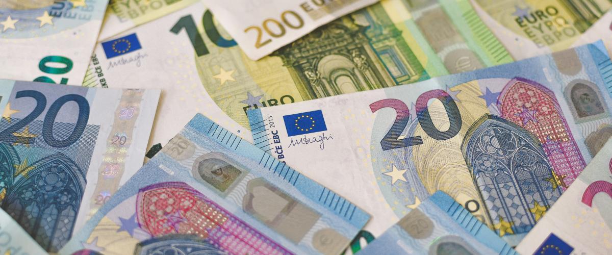 Egy család nyerte el a legnagyobb EuroMillions főnyereményt az ír történelemben, összesen 250 millió euró értékben