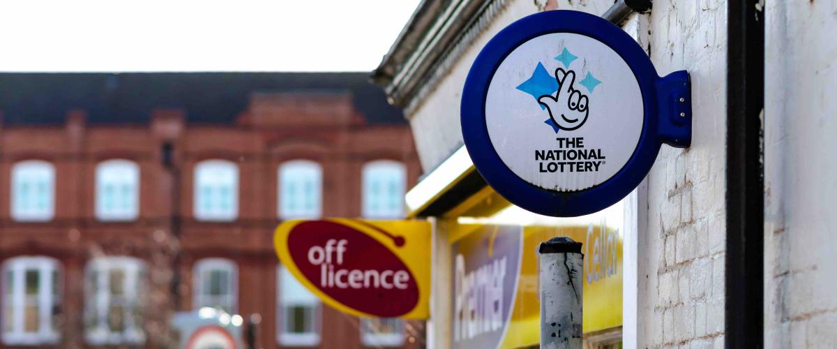 Egy brit játékos nyerte a 181 millió fontos EuroMillions Superdraw Jackpotot!