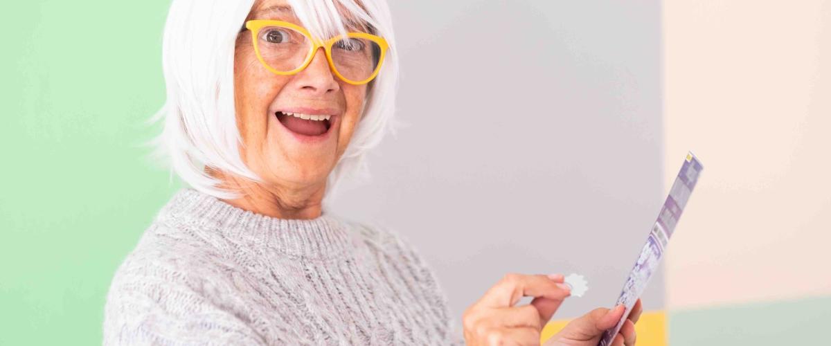 Nő négy lottószelvényt vásárolt Dél-Karolinában, és mind nyerő volt, beleértve a 200 000 dolláros fődíjat